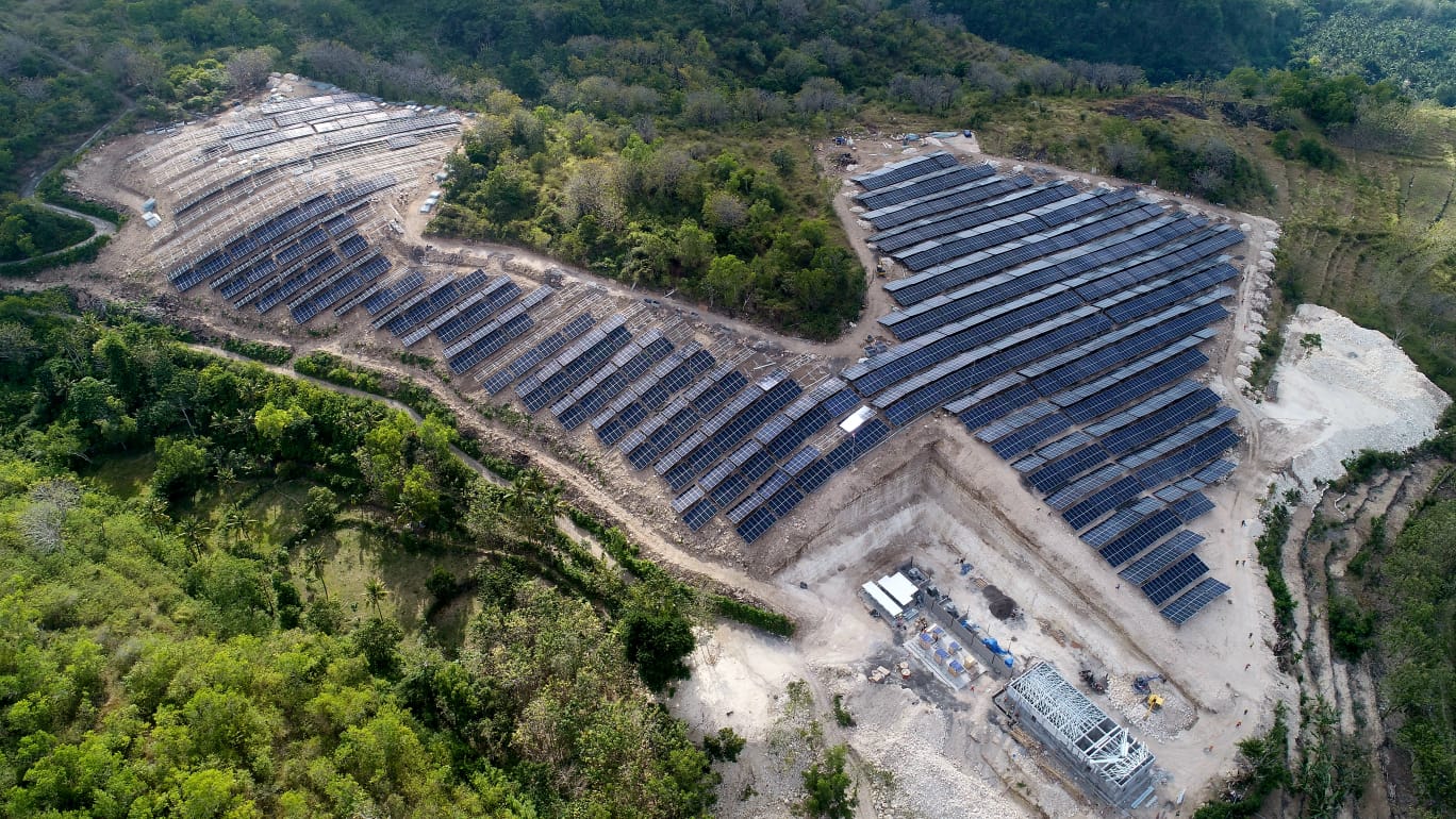 Target Karbon Netral, PLN Gandeng Trina Solar Bangun Pabrik Panel Surya