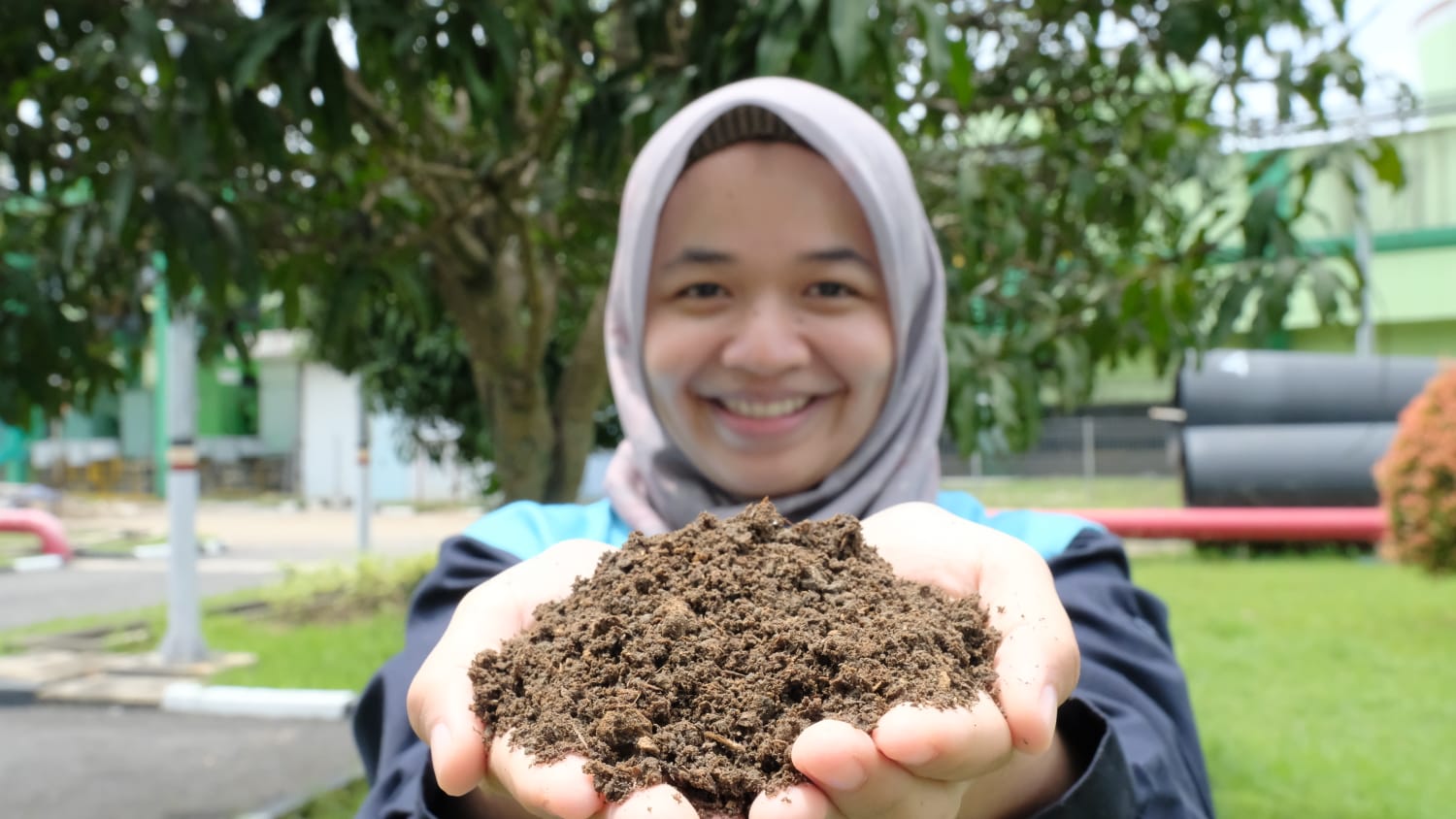 PLTU Ombilin Ubah Limbah FABA Jadi Pupuk Silika, Atasi Masalah Lingkungan dan Manfaatkan Potensi Ekonomi