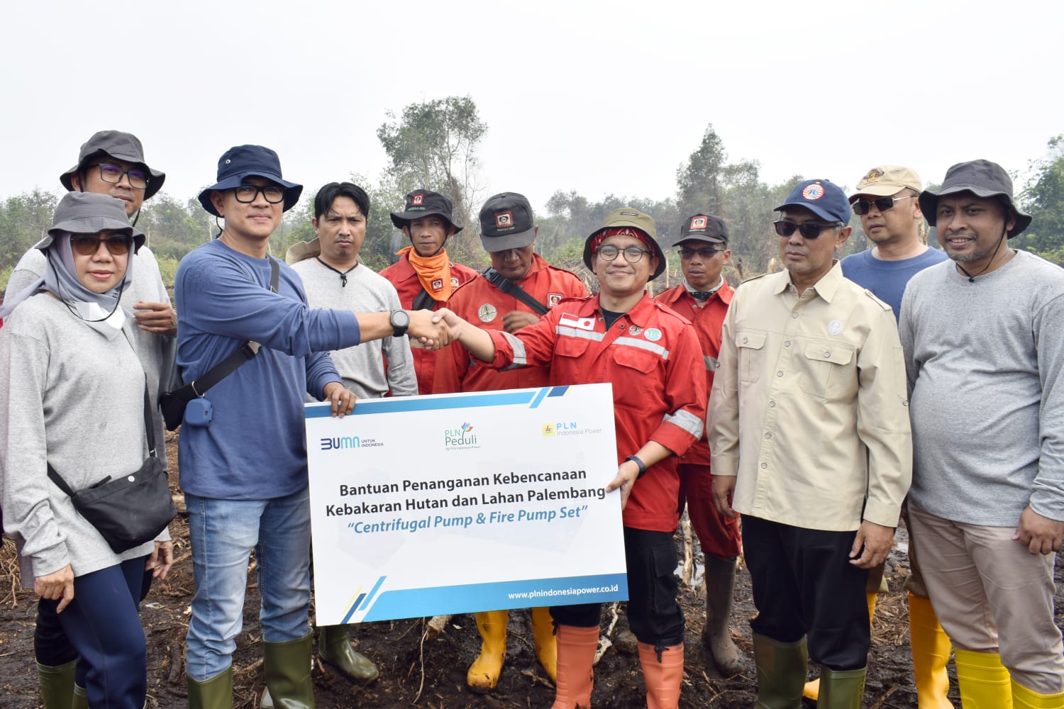 Kebakaran Hutan dan Lahan, PLN Indonesia Power Bantu Pemadaman di 3 Wilayah