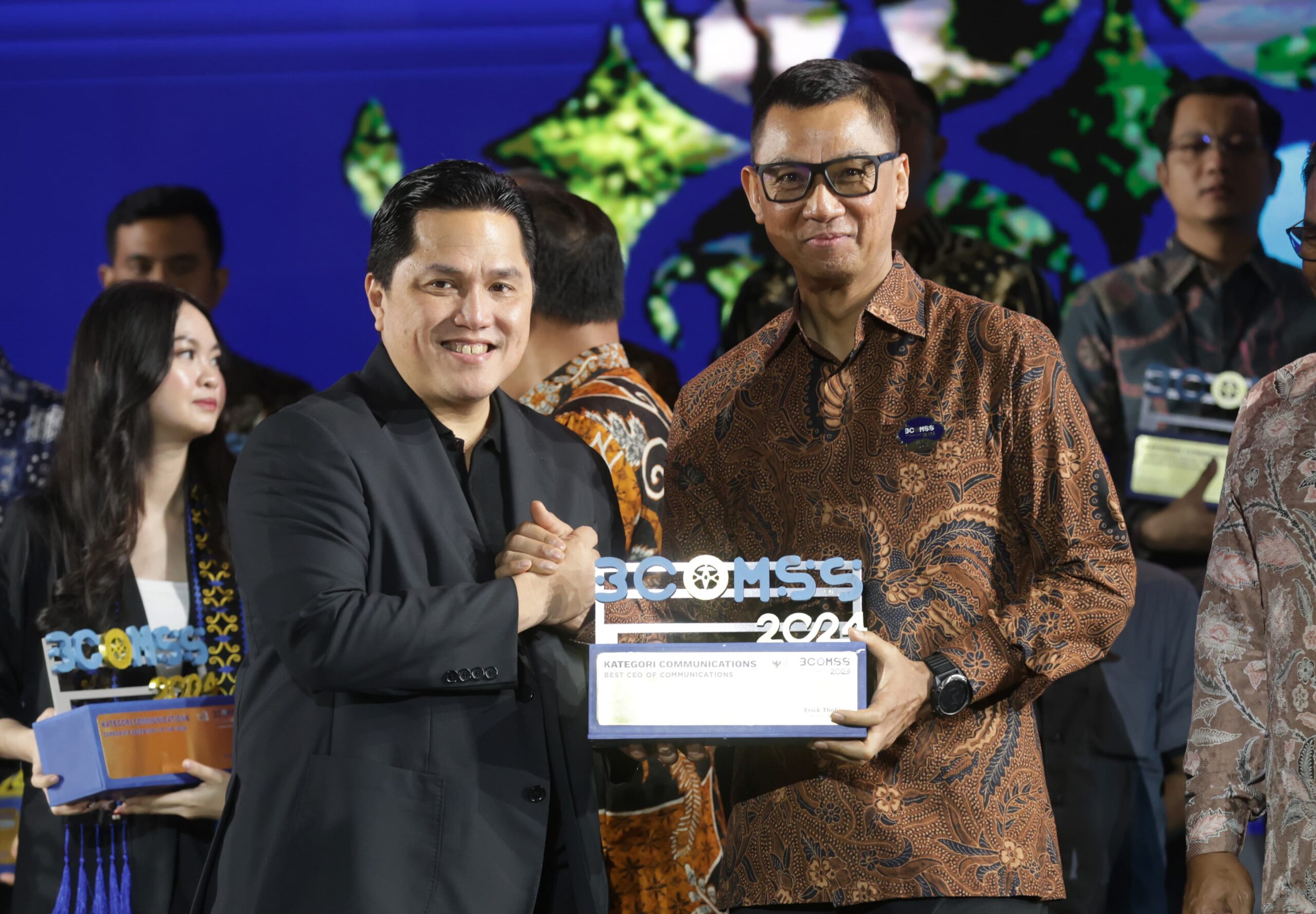 Dirut PLN Raih Best CEO of Communications, PLN Jadi Best of The Best Communications dengan 12 Penghargaan dari Menteri BUMN di Ajang BCOMSS 2024